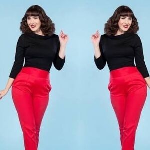 Pinup Girl Sabrina Top in Black